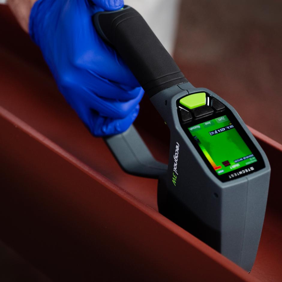 Instruments for detection of surface cleanliness TechTest